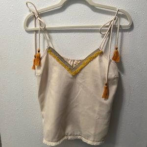 Hem & Thread Tank top